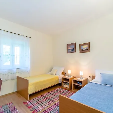 Villa Vila Klara *
